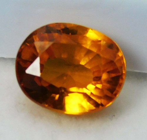 Natural orange sapphire - natural, oval
