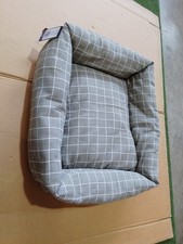 Dream Paws Grey Check Sofa Bed 80x75x20cm Washable Reversible Fur Cushion