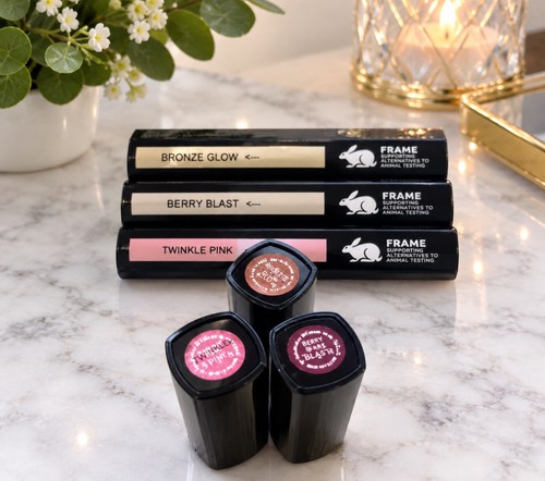 Avon ultra lipstick berry - ultra,