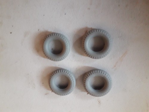 Corgi bentley tyres grey - bentley,