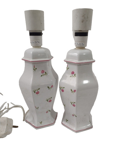 Victorian style table lamp - table,
