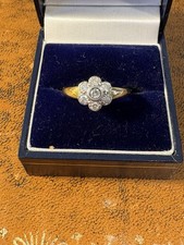 18CT yellow gold 0.33ct daisy