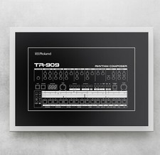 ROLAND TR-909 Drum Machine