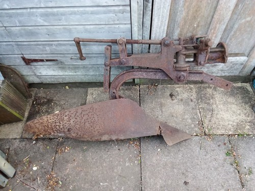 Trusty tractor plough - trusty,
