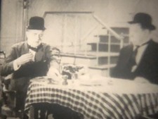 Laurel and hardy - hardy, flying
