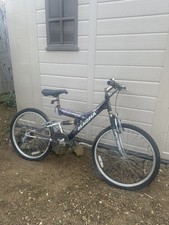 Magna Allure Bike Bicycle Older Kids Black Purple - Needs Maintenance