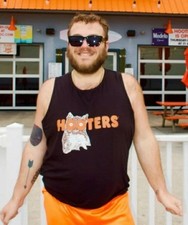 Adult Mens Hooters Bar Girl