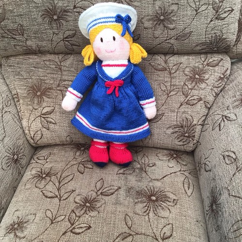 Brand new hand knitted - new,