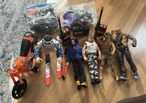 Action man mixed lot figures - man,
