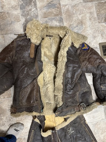 Vintage bomber flight - b-3,