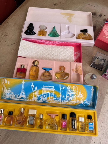 Joblot mini perfumes - mini,