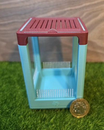Printed jumping spider - printed,