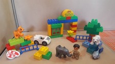 Lego Duplo 6136 Zoo Set with animals, figures, zoo sign and plenty of bricks