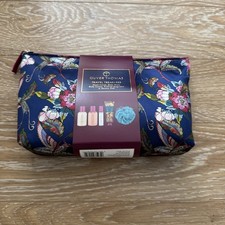 Oliver Thomas Travel