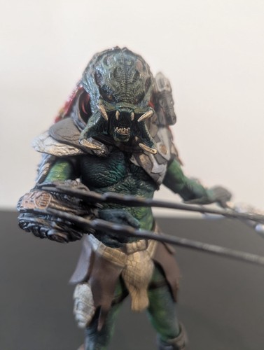 Neca ultimate alien hunter - alien,
