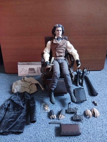 Hot toys sweeny todd figure - sweeny,
