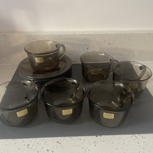 Arcopal cup and saucers - arcopal, x