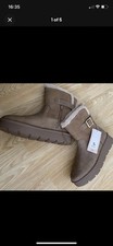 New Woman’s Boots Size 7  Tu