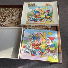 Vintage Noddy Tip & Flip