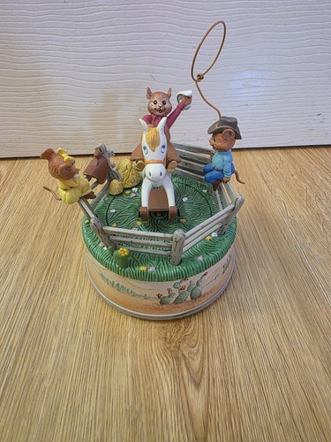 Rare vintage musical box happy - rare,