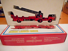 Corgi 97320 (C1143/2) American La France Aerial Ladder Truck +  Box
