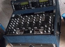 mixer/cd player for DJ use