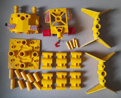 Britains space starguard - space, parts