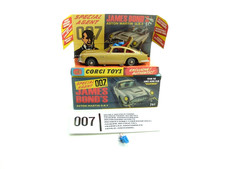 CORGI 261 JAMES BOND'S ASTON