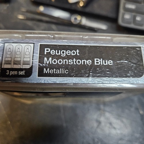 Halfords peugeot moonstone - ,