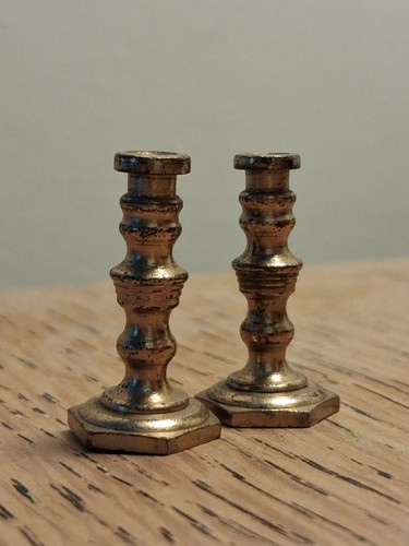Two miniature doll house - doll's,