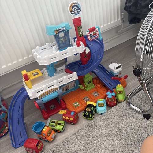 Vtech toot - toot, garage