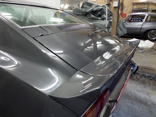 Aston martin classic amv8 - aston,