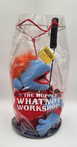 Muppet whatnot workshop hand - workshop,
