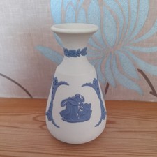 wedgwood jasper ware White. Vase
