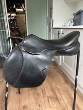 pessoa Gen x elite jump saddle