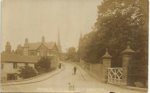 Castle donington market - castle, donington.
