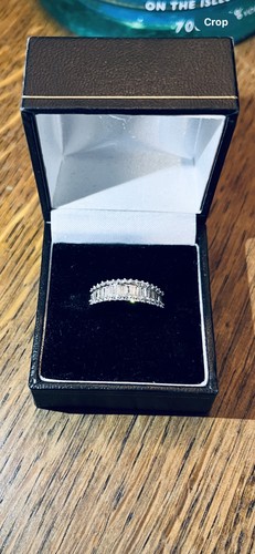 Stunning white gold 75ct - stunning, 0.75ct