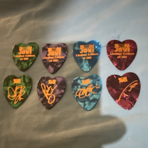 Jon bon jovi guitar - bon,