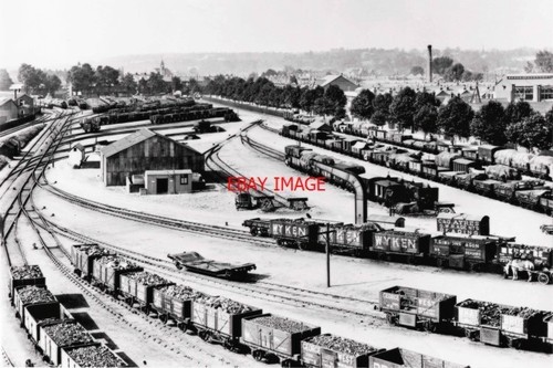 Photo reading coal - , yard