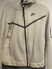 Exclusive  Cream Nike Tech Fleece