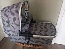 Cosatto Giggle Carrycot -