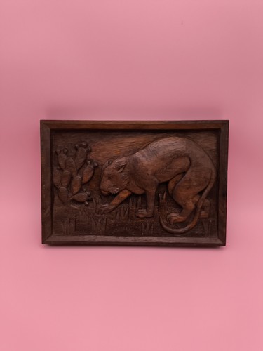 Vintage hand carved - 3d,