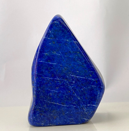 Natural lapis lazuli with