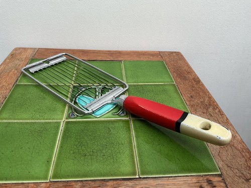 Vintage skyline egg - skyline, slicer
