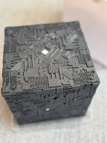 Borg cube light - borg,
