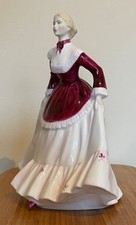 COALPORT Figurine - Ladies of