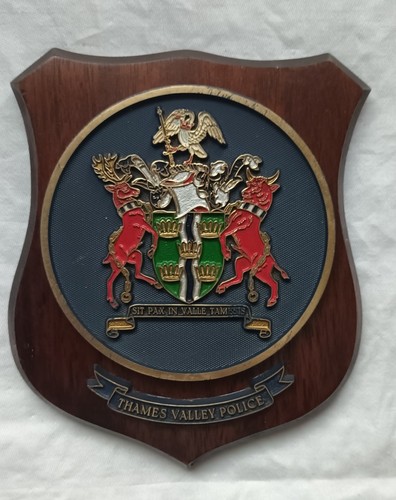 Thames valley police - valley, wall