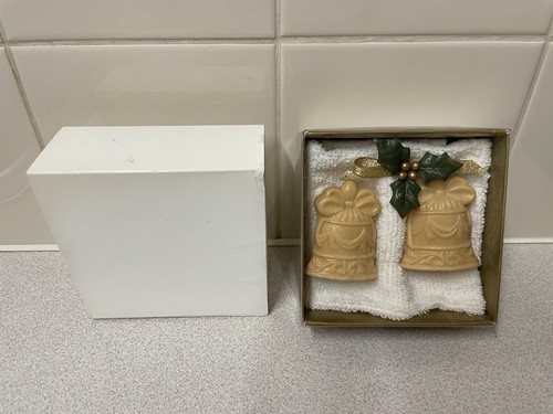 Vintage avon christmas - avon, bells
