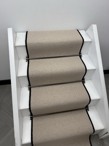 100 wool carpet stair - 100%,