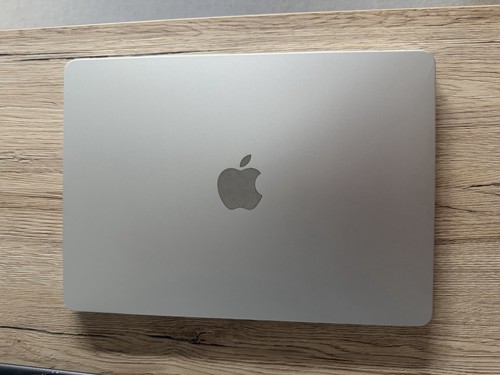 Apple macbook air m2 - air, 13.6”